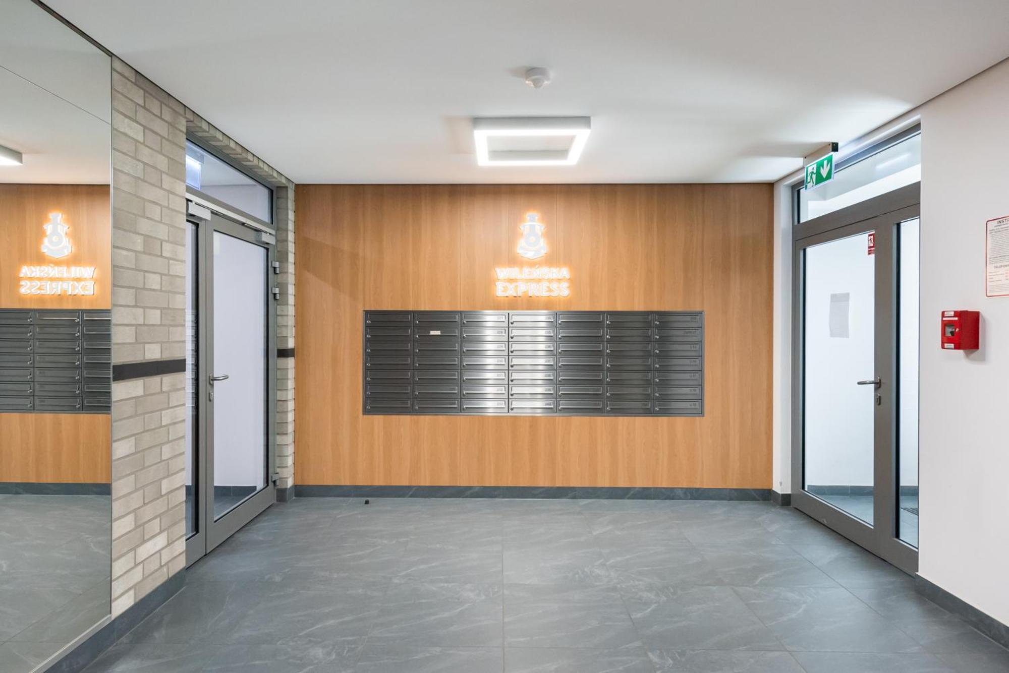 Wilenska Express Homely Apartment Varsóvia Exterior foto
